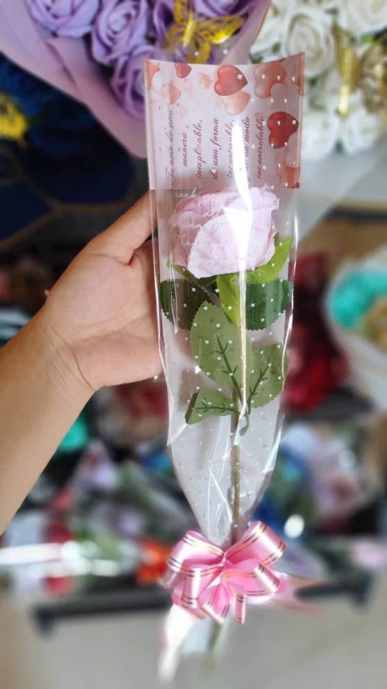 Rosas simples y Rosas que alumbran's foto | AlKombomaster |  BizneCubano