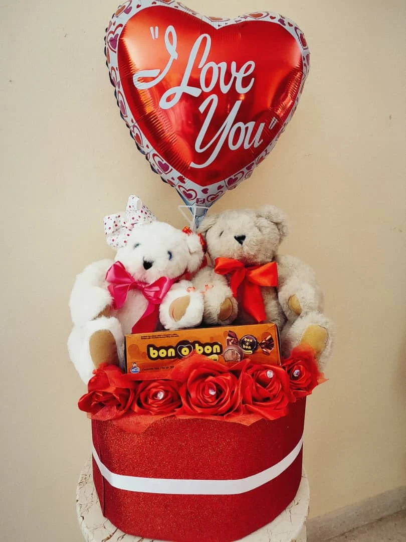 Regalo para enamorados's foto | AlKombomaster |  BizneCubano