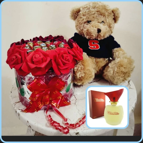 Regalo peluche ,y baul de confituas y rosas eternas y perfume ( camerata's foto | AlKombomaster |  BizneCubano