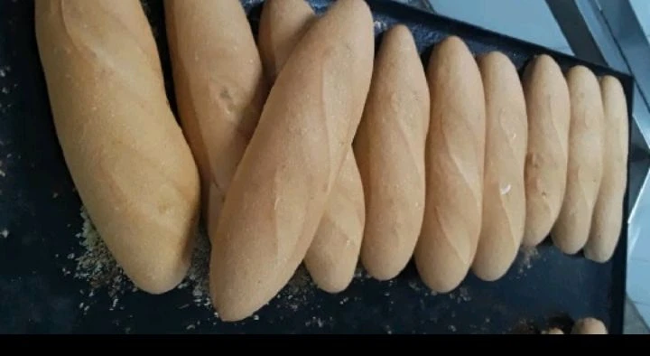 Paketes de pan de corteza dura ( pan cubano ) 5 unidades's foto | AlKombomaster |  BizneCubano