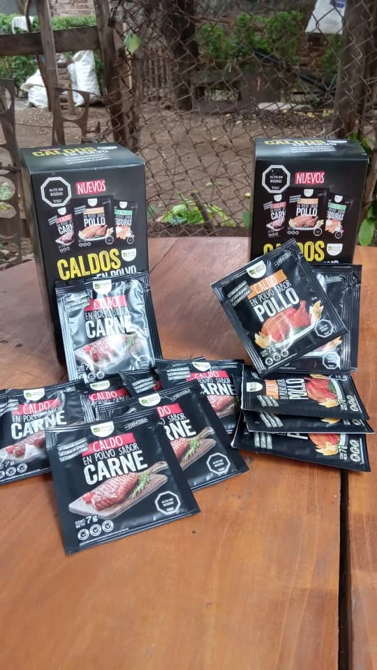 Cajas de 36 zazones de pollo y de carne's foto | AlKombomaster |  BizneCubano