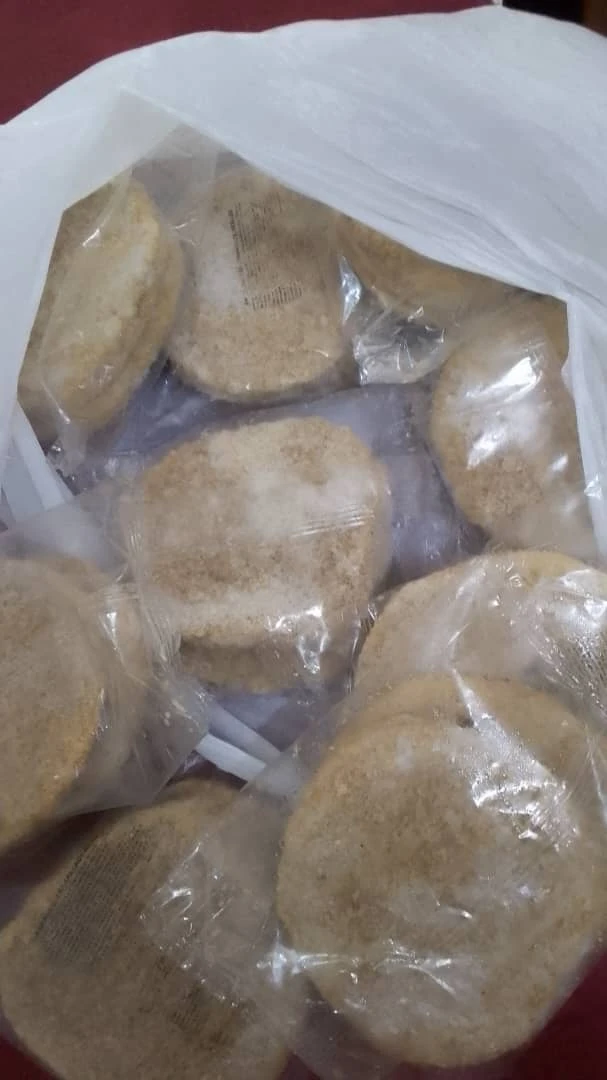 Hamburguesas dobles de atún de 100 gm's foto | AlKombomaster |  BizneCubano
