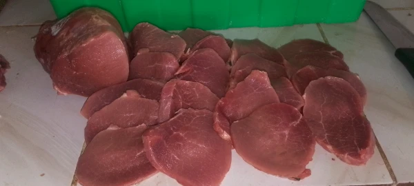 Lomo de res en chuletas deshuesado y sin piel 4 lb lo's foto | AlKombomaster |  BizneCubano